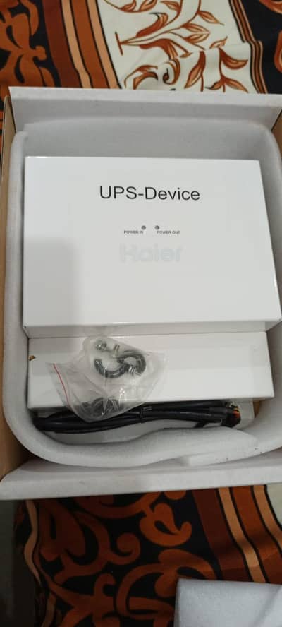 AC UPS device