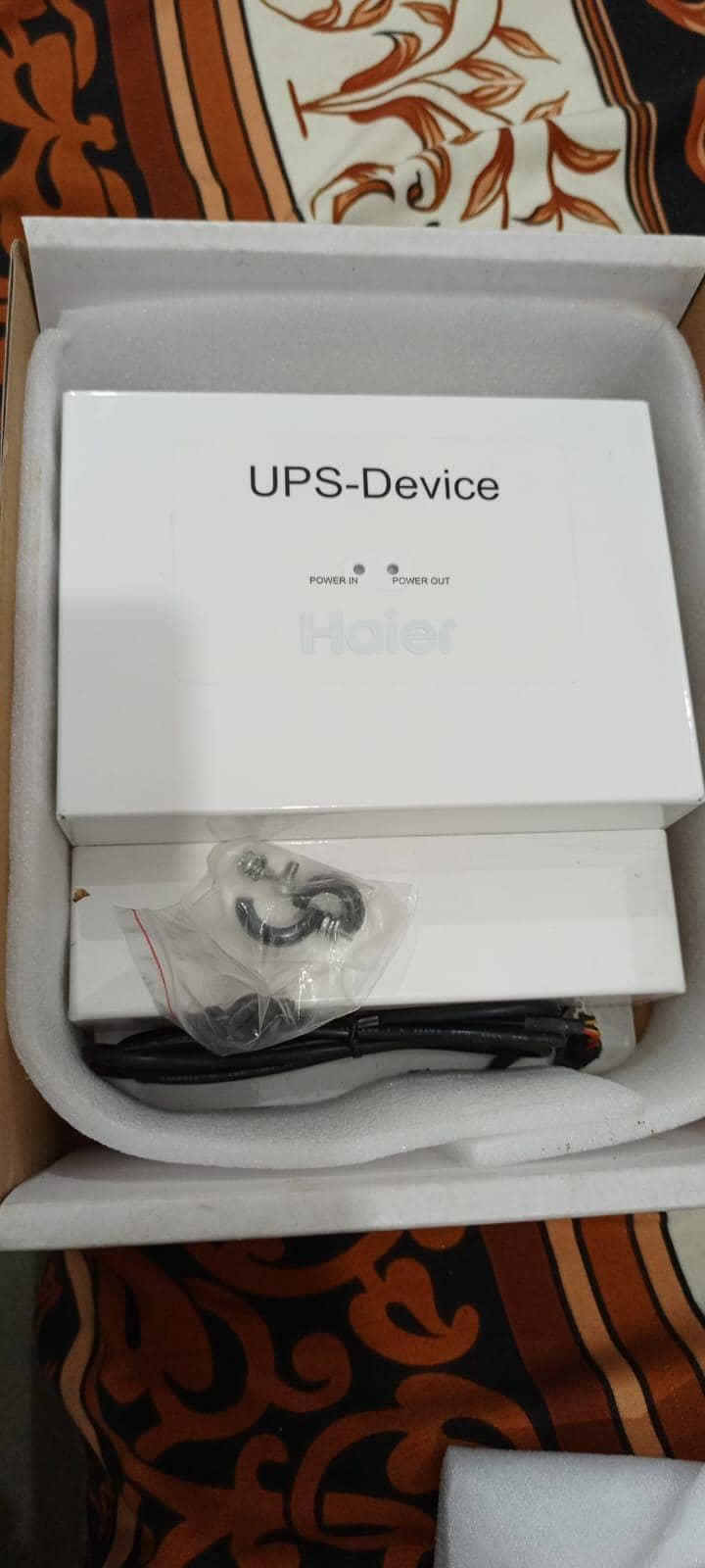 AC UPS device 0
