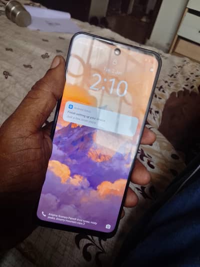 vivo Y28 with box
