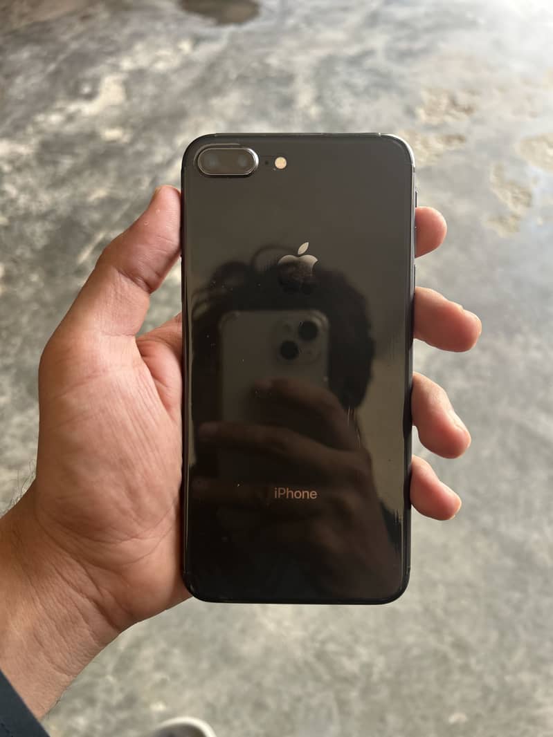 iPhone 8 plus 5