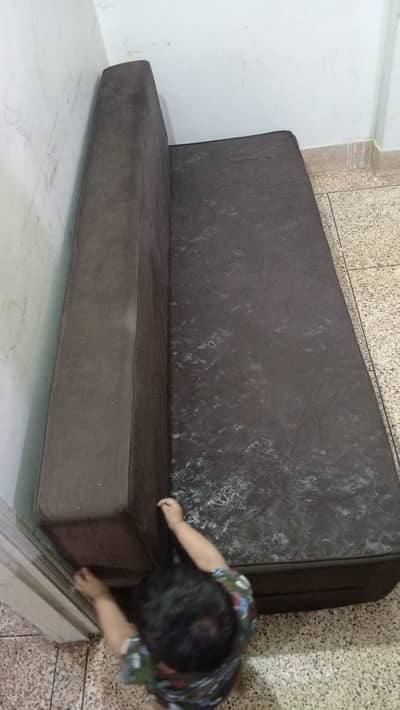 Sofa combed