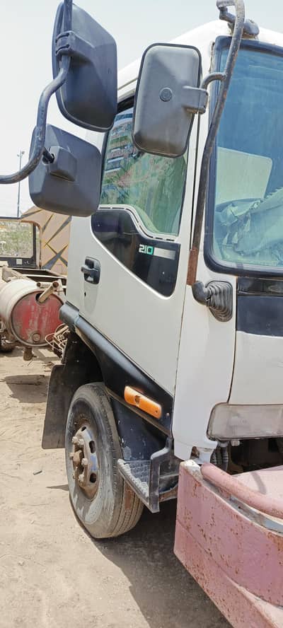 Isuzu 6 natti original frame/ 03162839132