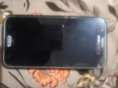 Samsung Mobile J5