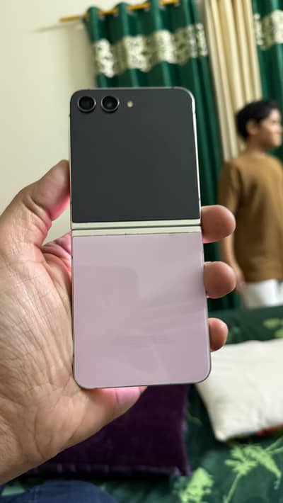 Samsung Mobile Z Flip 5