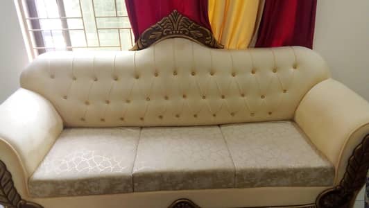 slightly used Sofa set for sale