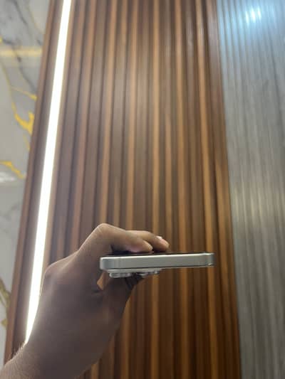 Apple iPhone 16 Pro Max FU with box