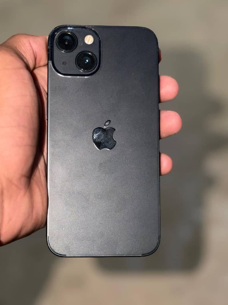 Apple iPhone 13 3