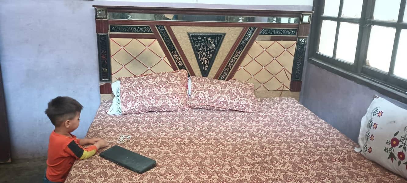 الماری ۔شوکیس۔سنگارمیز۔بیڈ فوم 2