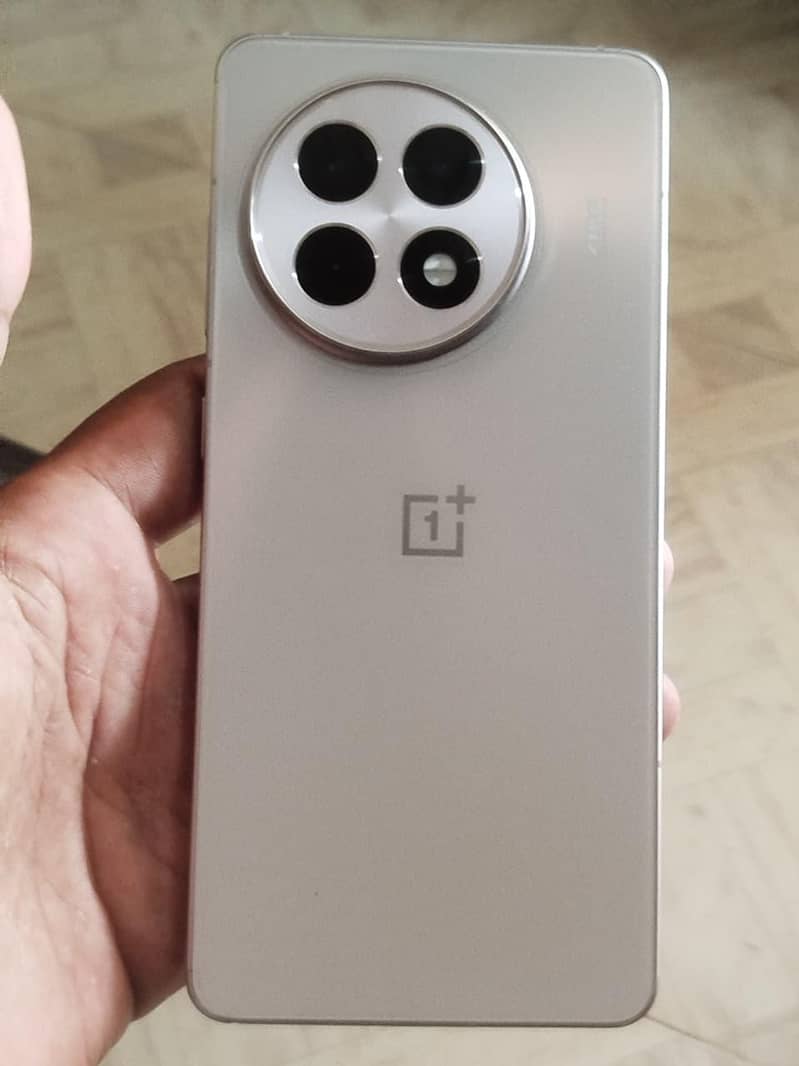 One Plus 13R 1