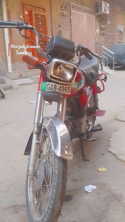 Honda CD 70 bike