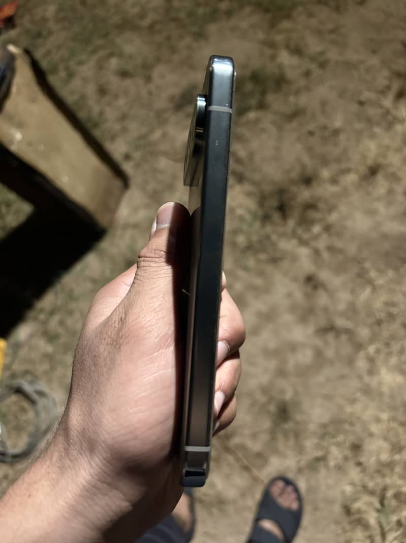 Google Pixel 9 Pro 3