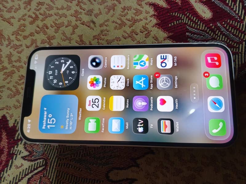 Apple iPhone 12 0