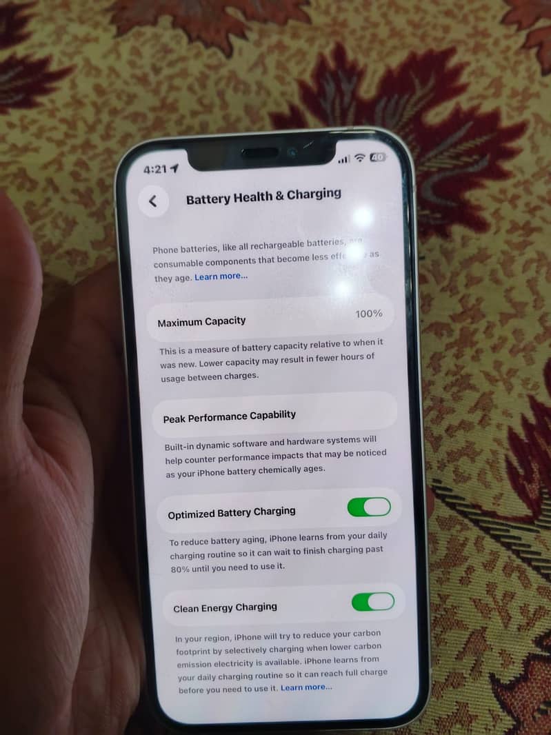 Apple iPhone 12 4