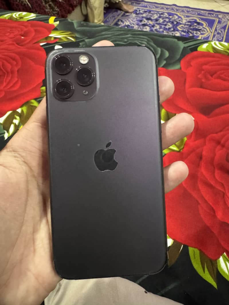 Apple iPhone 11 Pro 1