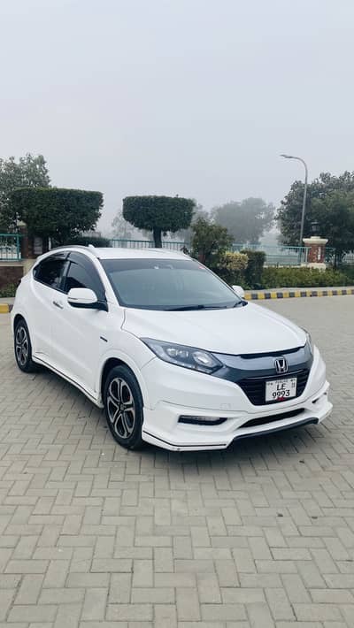 HONDA VEZEL Z Package Full Option
