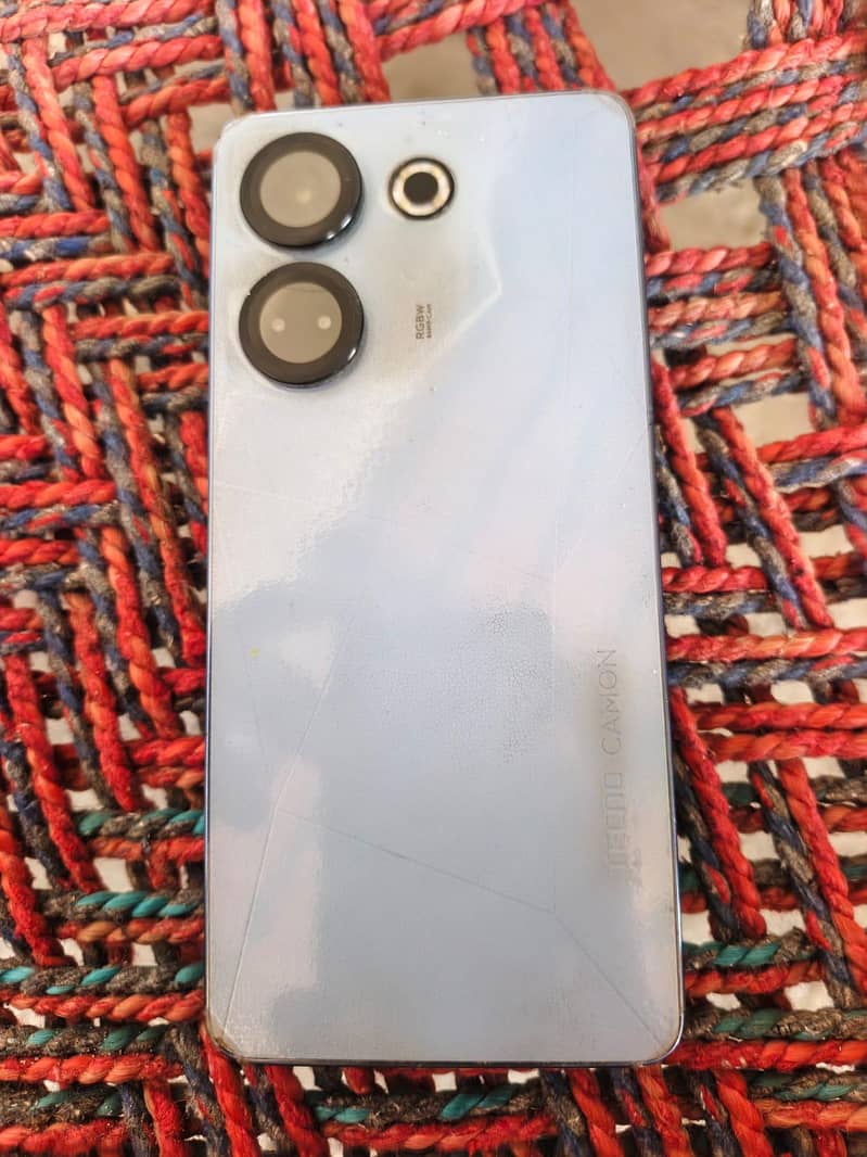 Tecno CAMON 20 0