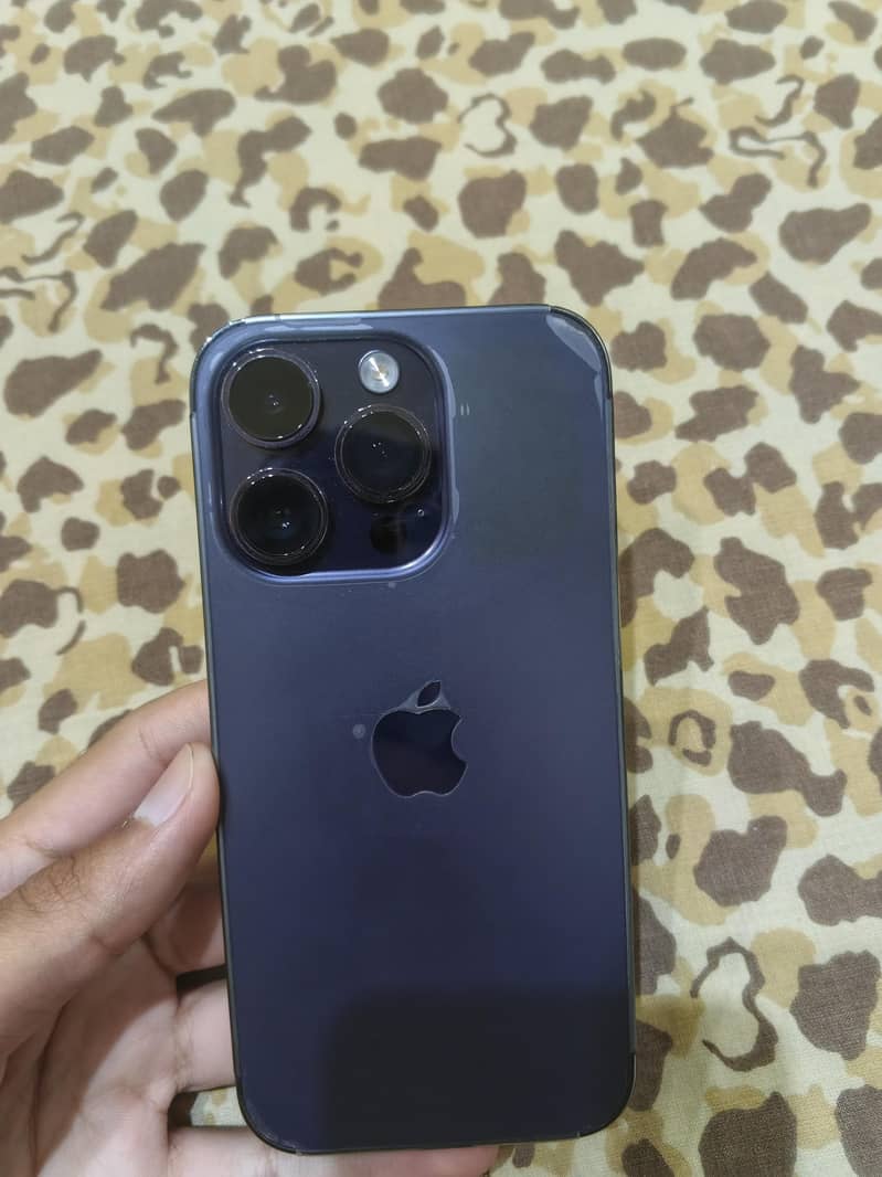 Apple iPhone 14 Pro 0