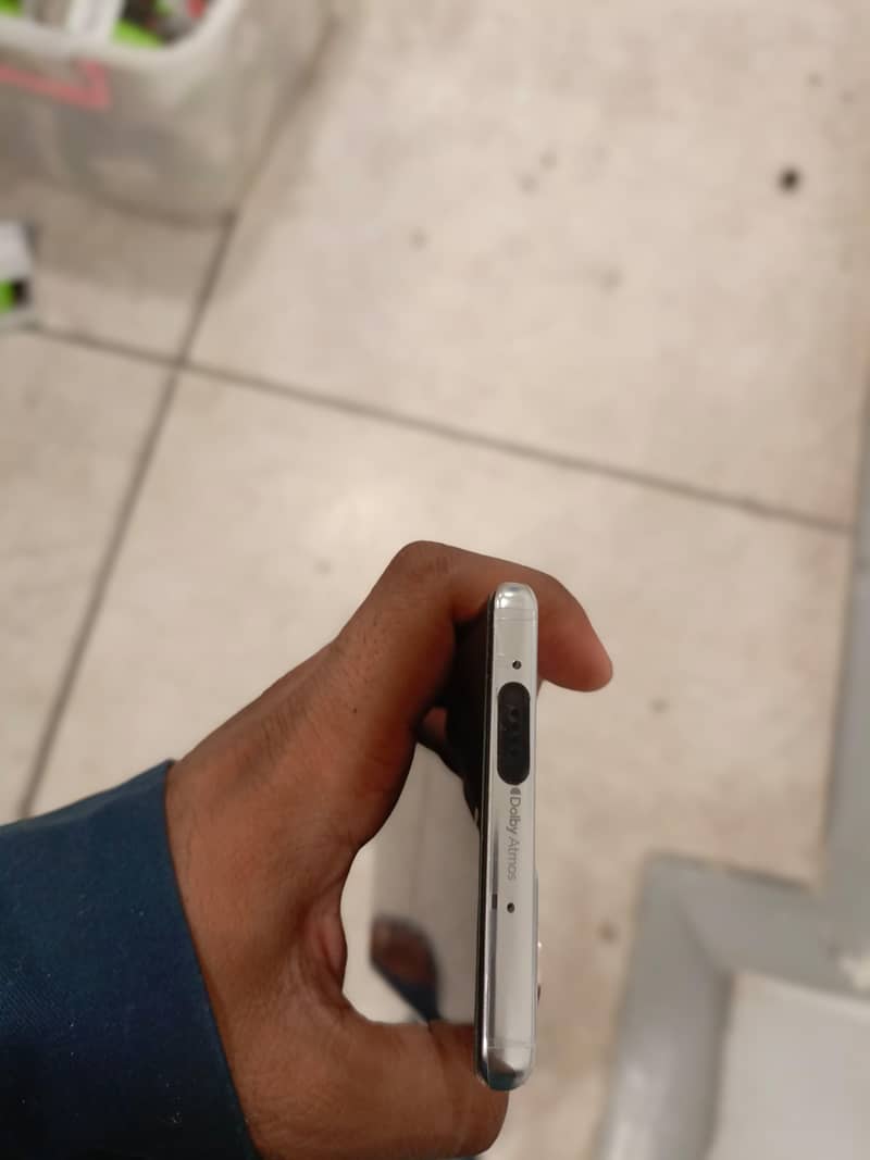Tecno CAMON 40 Pro 5