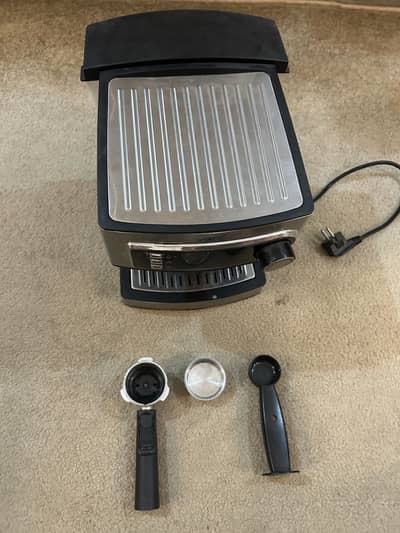 Mint condition coffe machine