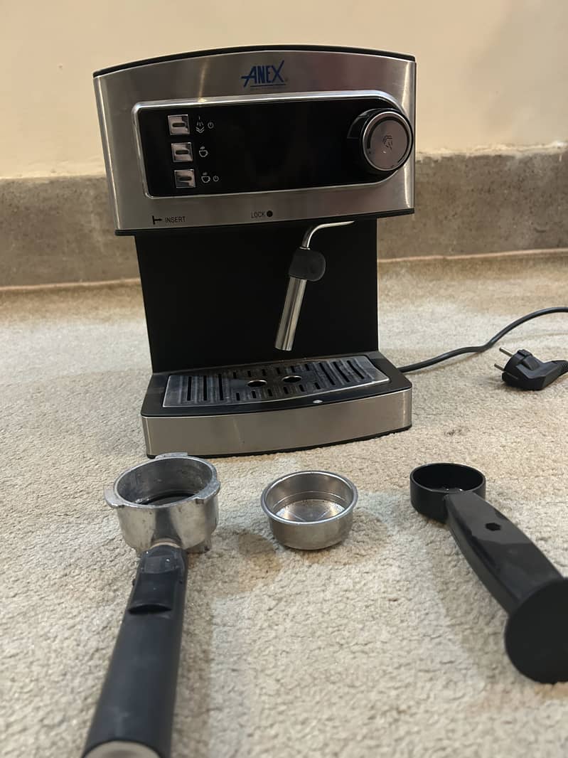 Mint condition coffe machine 4