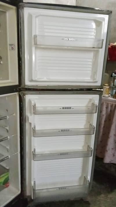 Dawlance Refrigerator For Sale