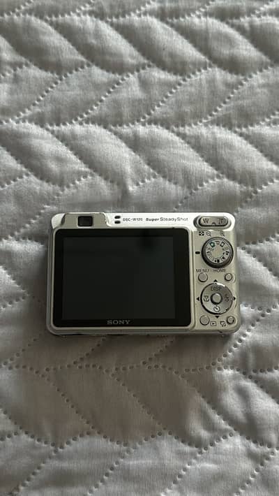 preloved vintage sony cybershot dsc w120