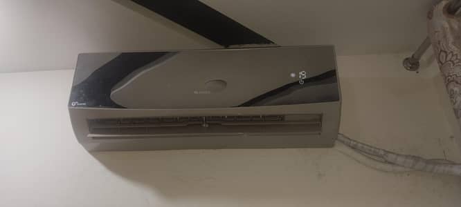 Gree split ac G10 inverter 1 ton for sale