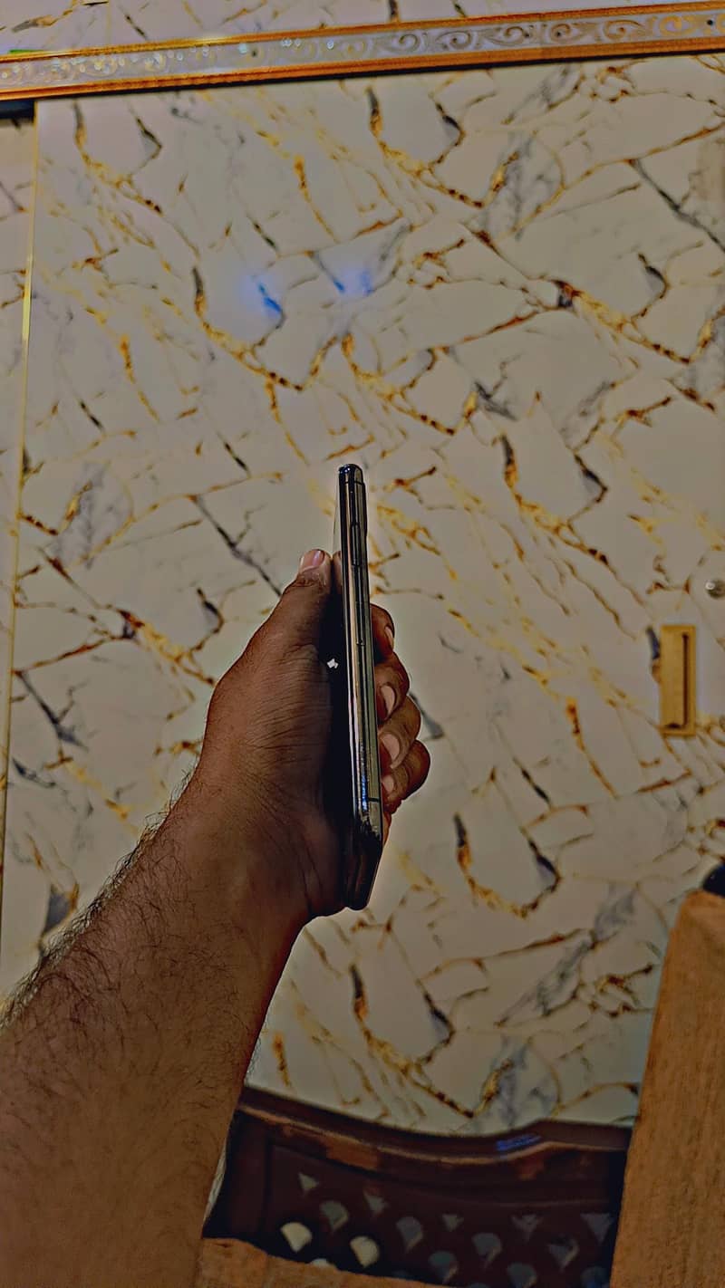 Apple iPhone X 1