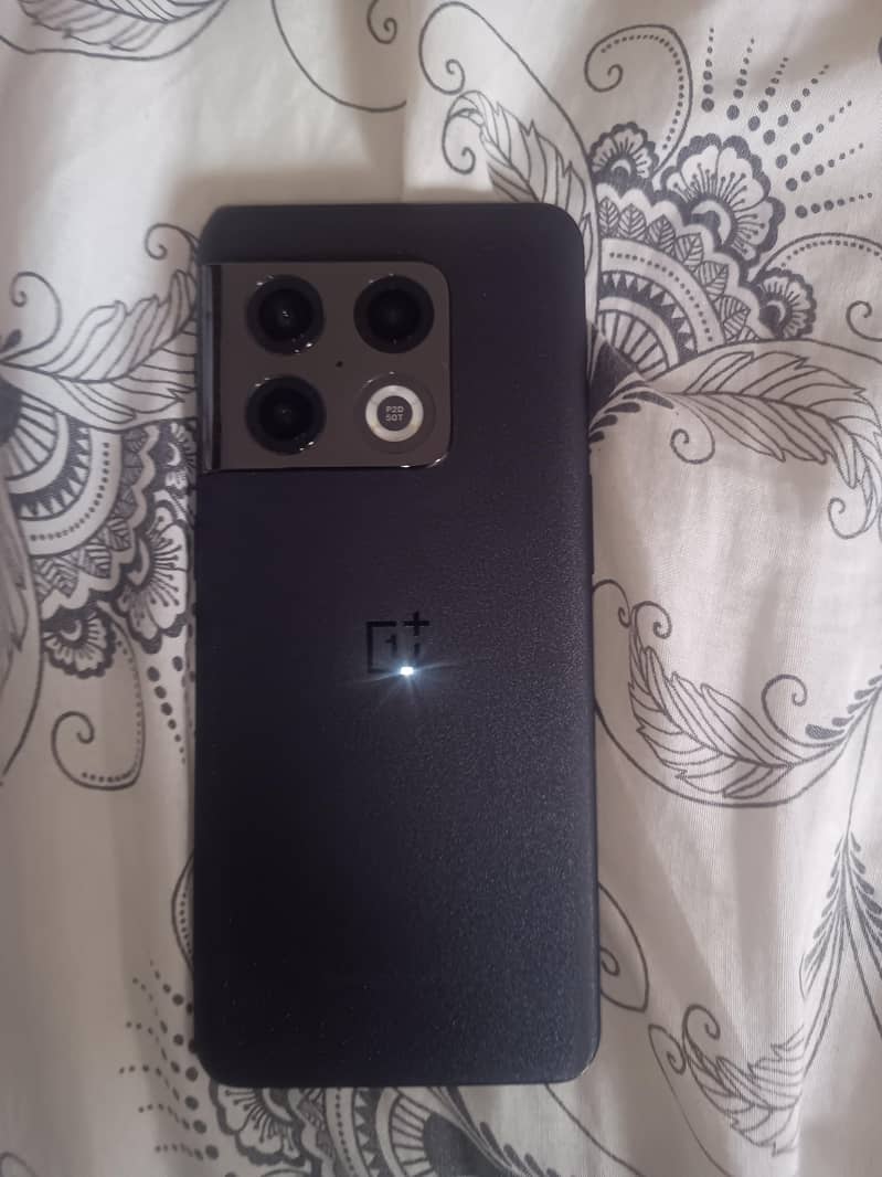 OnePlus 10 pro 3