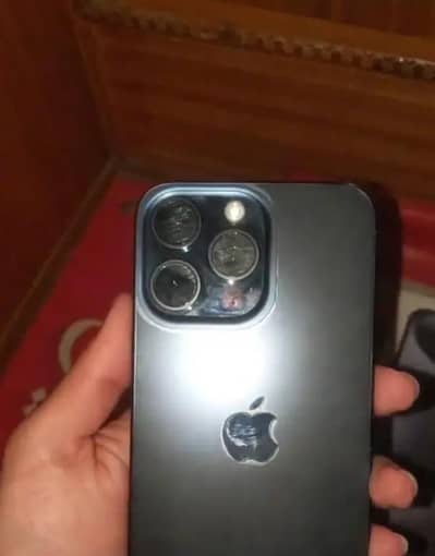 Apple iPhone 15 Pro
