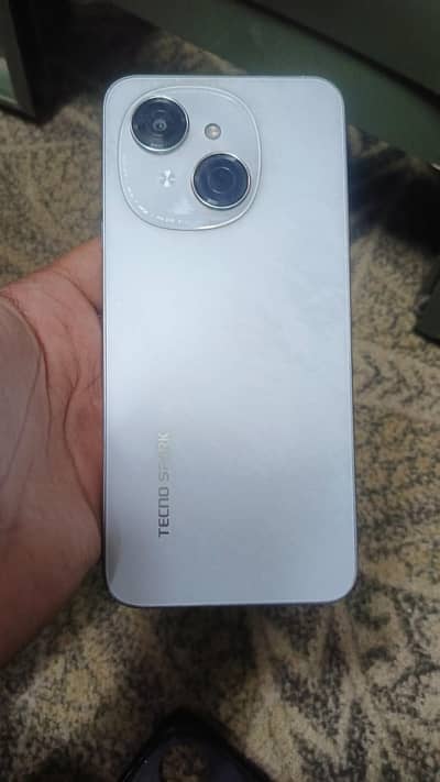 Tecno Spark Go 1
