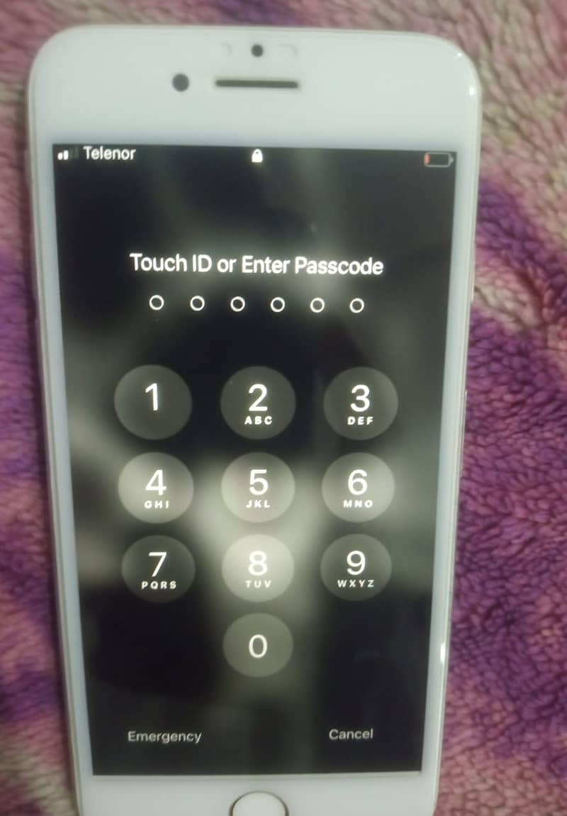 Apple iPhone 8 2