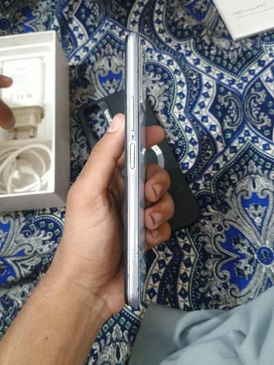 vivo y 20 13k sa kam Wala door rahay