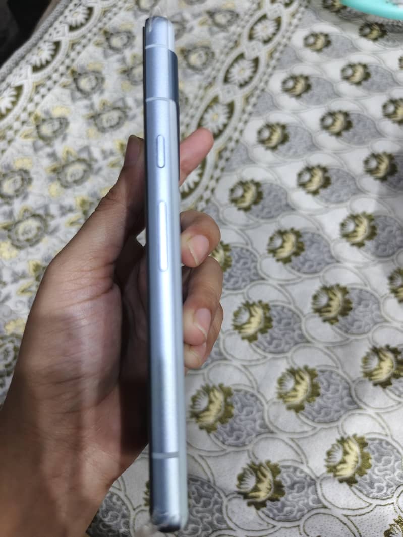 Google Pixel 7a 3