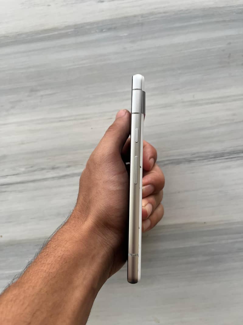 Google Pixel 7a 6
