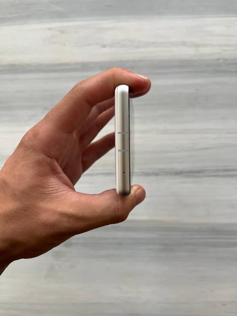 Google Pixel 7a 7
