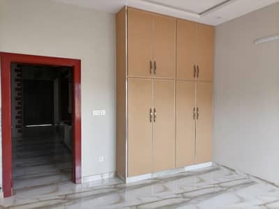 10 Marla Upper Portion For Rent In Bahria Town Phase 2