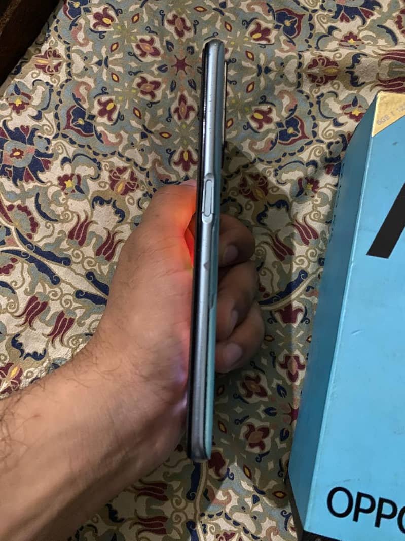 OPPO A76 4