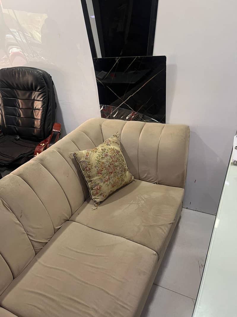 3 Sitter Sofa 1