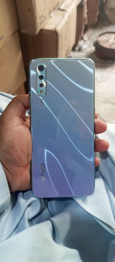 Vivo S1