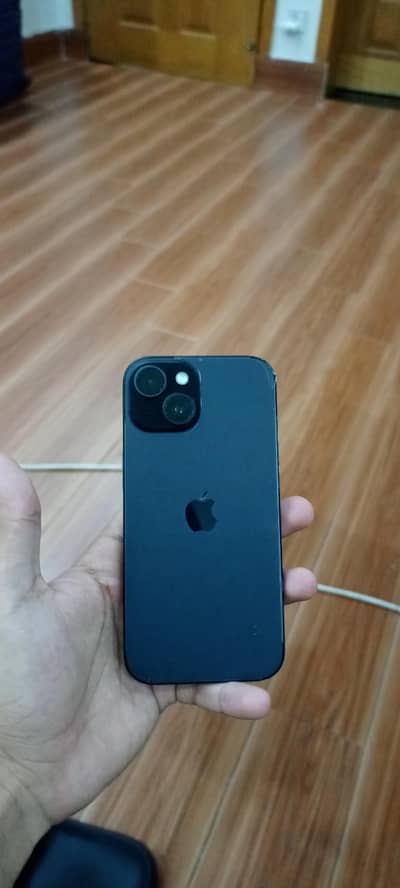 Apple iPhone 15