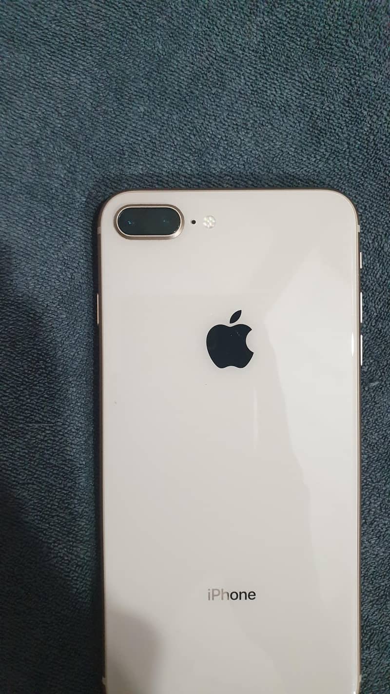 Apple iPhone 8 Plus 7