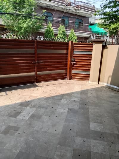 10 Marla double story vip house for Rent 0304-5198301