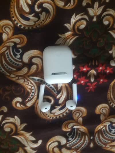Fineblu semi new airbuds