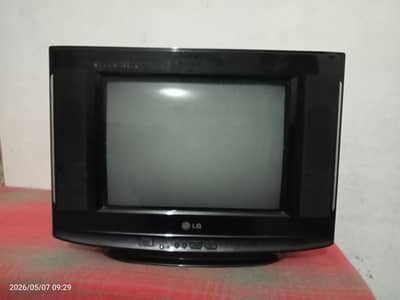 "14" LG TV - Lightly Used, Super Clear Picture"