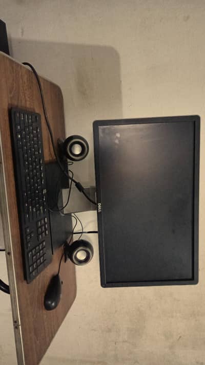 HP Z420 Work Station With 22.5 Inch LED