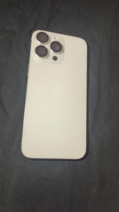 Apple iPhone 15 Pro Max