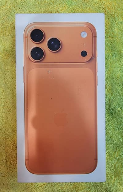 Apple iPhone 17 Pro Max JV box packed
