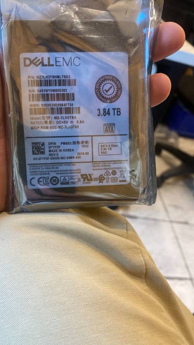 3.84tb sata ssd