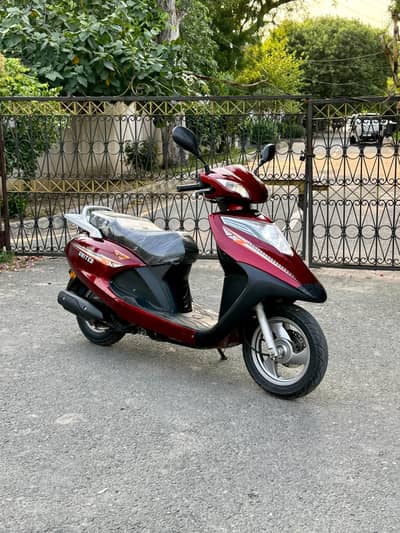 United Scooty 100 CC petrol 2024 end model only 2500 km driven